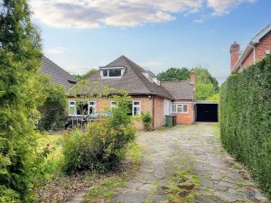 Fulford Hall Road, Tidbury Green