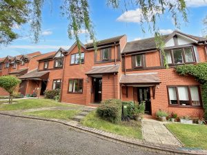 Yew Tree Gardens, Henley-In-Arden